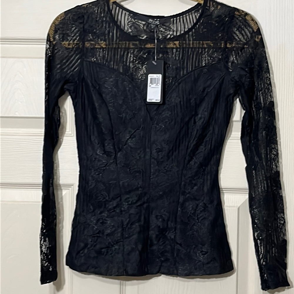 Guess Long-sleeve Embroidered Lace Top.  Size-XS. NWT.